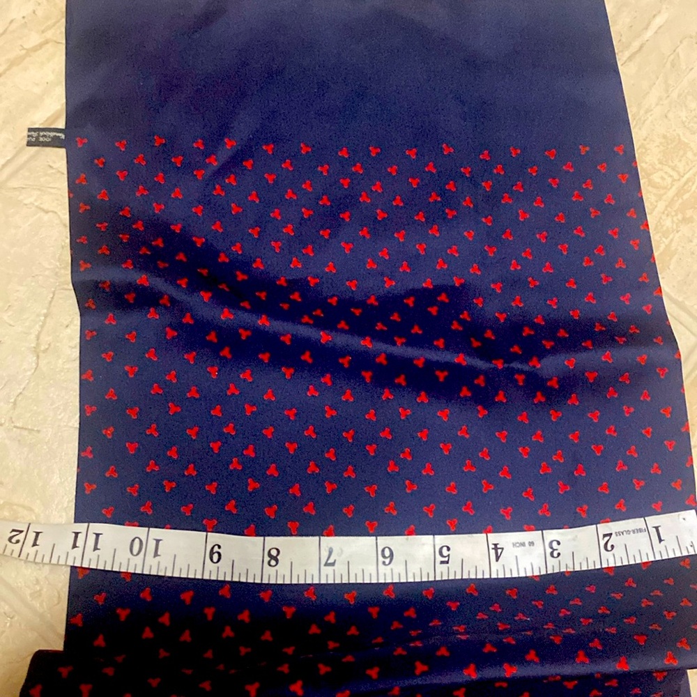 Brooks Brothers Navy/Red Colored 100% Silk Scarf 11 x 53’ EUC
